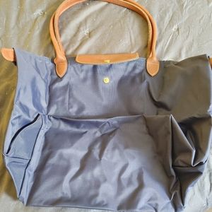 Longchamp le pliage size L